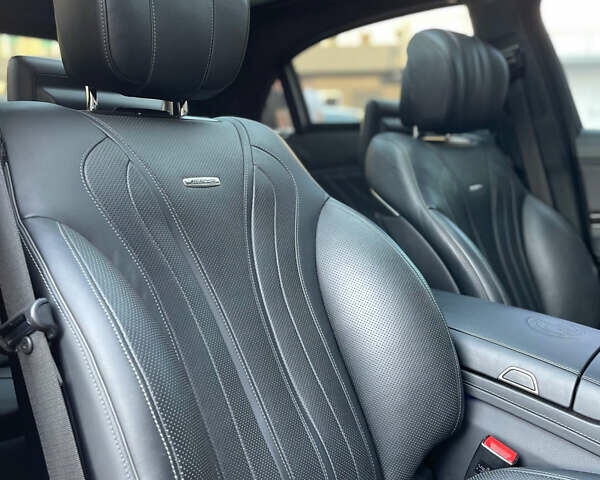 Білий Мерседес С Клас, об'ємом двигуна 5.46 л та пробігом 150 тис. км за 61000 $, фото 24 на Automoto.ua