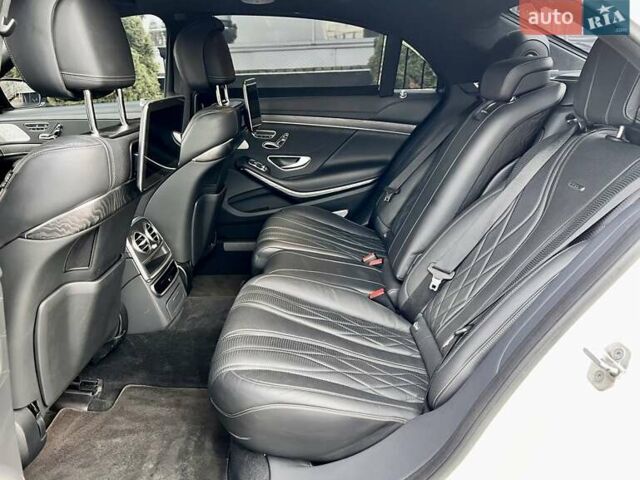 Белый Мерседес С Класс, объемом двигателя 5.46 л и пробегом 64 тыс. км за 67999 $, фото 29 на Automoto.ua