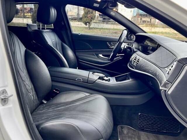 Белый Мерседес С Класс, объемом двигателя 5.46 л и пробегом 64 тыс. км за 67999 $, фото 45 на Automoto.ua