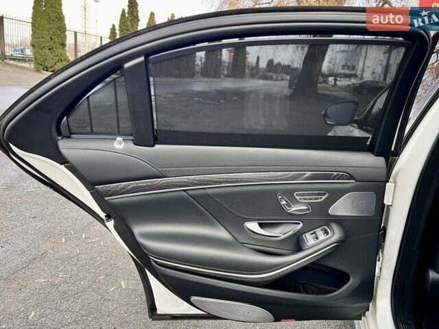 Белый Мерседес С Класс, объемом двигателя 5.46 л и пробегом 64 тыс. км за 67999 $, фото 26 на Automoto.ua