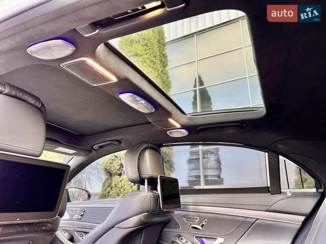 Белый Мерседес С Класс, объемом двигателя 5.46 л и пробегом 64 тыс. км за 67999 $, фото 63 на Automoto.ua