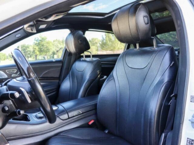 Белый Мерседес С Класс, объемом двигателя 4.7 л и пробегом 56 тыс. км за 14300 $, фото 7 на Automoto.ua