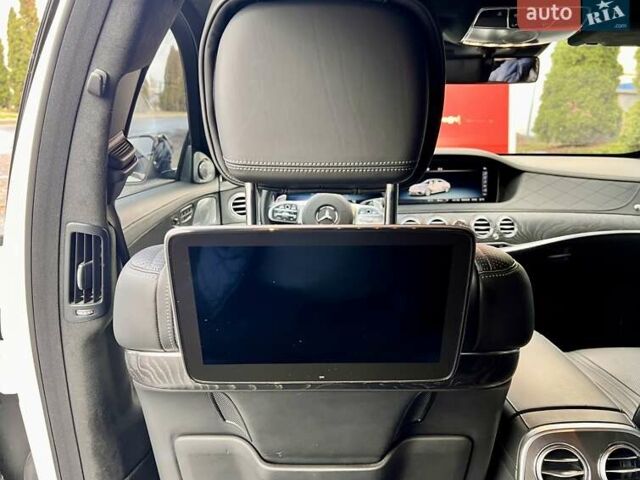 Белый Мерседес С Класс, объемом двигателя 5.46 л и пробегом 64 тыс. км за 67999 $, фото 30 на Automoto.ua