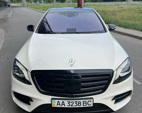 Белый Мерседес С Класс, объемом двигателя 2.99 л и пробегом 99 тыс. км за 49999 $, фото 6 на Automoto.ua