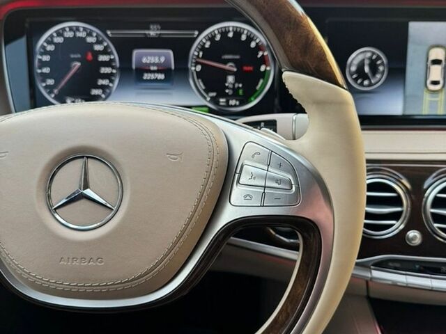 Білий Мерседес С Клас, об'ємом двигуна 3 л та пробігом 226 тис. км за 25900 $, фото 63 на Automoto.ua