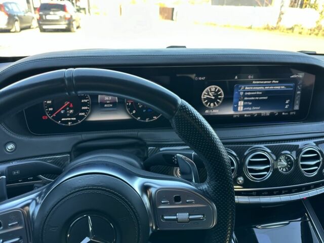 Белый Мерседес С Класс, объемом двигателя 4 л и пробегом 82 тыс. км за 82000 $, фото 5 на Automoto.ua