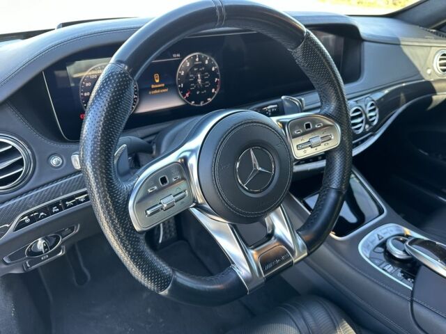 Белый Мерседес С Класс, объемом двигателя 4 л и пробегом 82 тыс. км за 82000 $, фото 6 на Automoto.ua