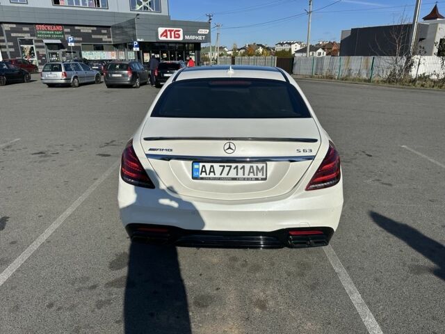 Белый Мерседес С Класс, объемом двигателя 4 л и пробегом 82 тыс. км за 82000 $, фото 16 на Automoto.ua