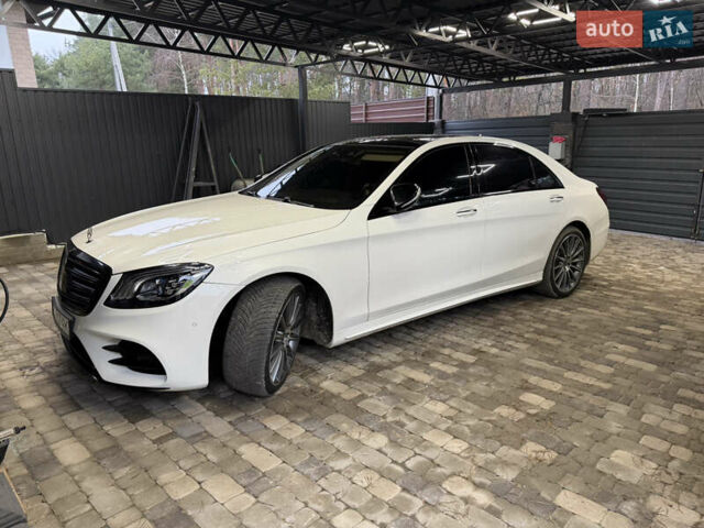 Білий Мерседес С Клас, об'ємом двигуна 3.98 л та пробігом 148 тис. км за 60000 $, фото 1 на Automoto.ua