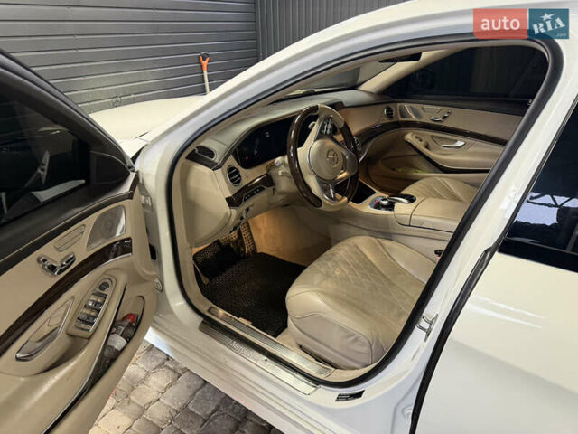 Білий Мерседес С Клас, об'ємом двигуна 3.98 л та пробігом 148 тис. км за 60000 $, фото 6 на Automoto.ua