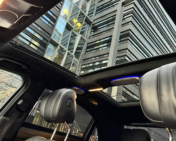 Белый Мерседес С Класс, объемом двигателя 3.98 л и пробегом 160 тыс. км за 65000 $, фото 9 на Automoto.ua