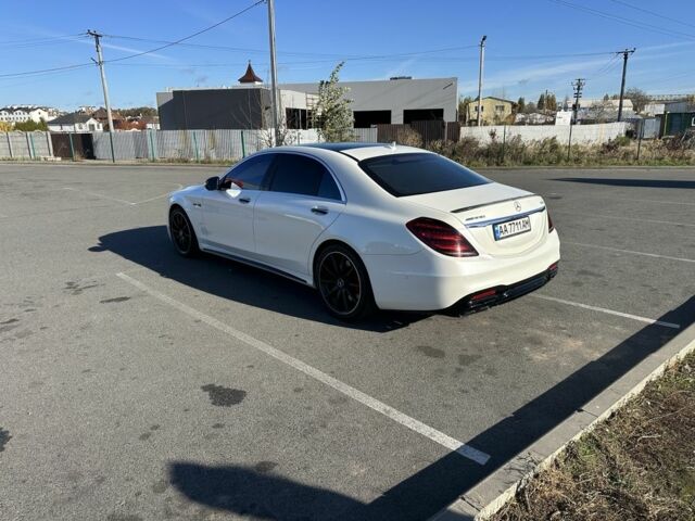 Белый Мерседес С Класс, объемом двигателя 4 л и пробегом 82 тыс. км за 82000 $, фото 15 на Automoto.ua