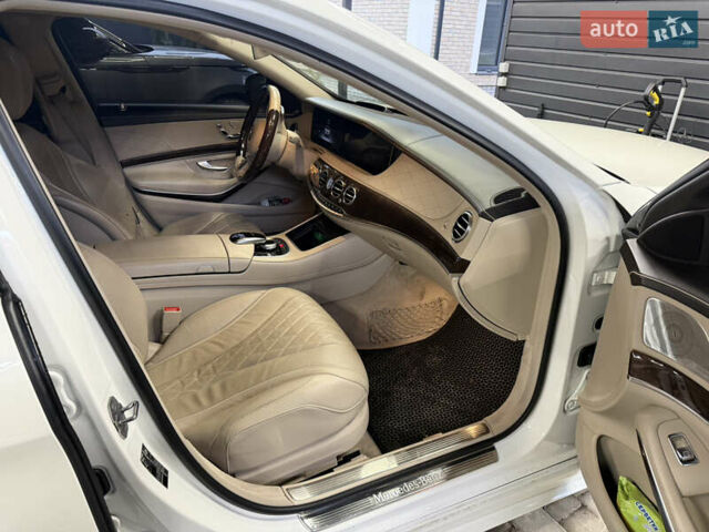 Білий Мерседес С Клас, об'ємом двигуна 3.98 л та пробігом 148 тис. км за 60000 $, фото 8 на Automoto.ua