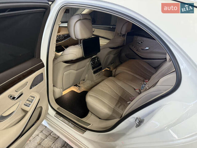 Білий Мерседес С Клас, об'ємом двигуна 3.98 л та пробігом 148 тис. км за 60000 $, фото 4 на Automoto.ua