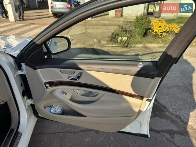 Білий Мерседес С Клас, об'ємом двигуна 2.93 л та пробігом 211 тис. км за 52500 $, фото 10 на Automoto.ua