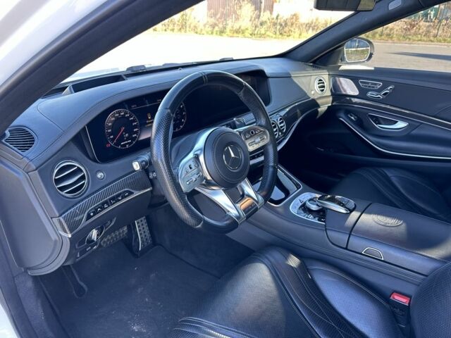 Белый Мерседес С Класс, объемом двигателя 4 л и пробегом 82 тыс. км за 82000 $, фото 9 на Automoto.ua