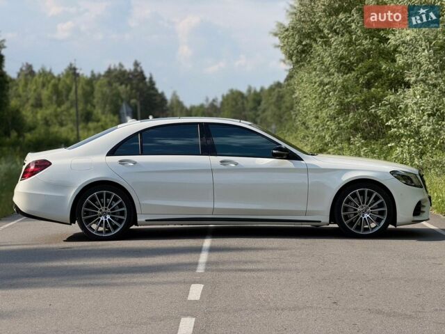 Білий Мерседес С Клас, об'ємом двигуна 3.99 л та пробігом 155 тис. км за 52999 $, фото 13 на Automoto.ua