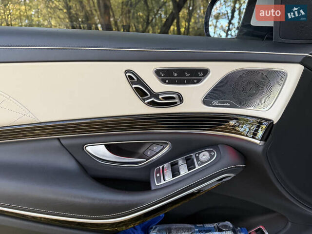 Белый Мерседес С Класс, объемом двигателя 5.46 л и пробегом 59 тыс. км за 91000 $, фото 45 на Automoto.ua