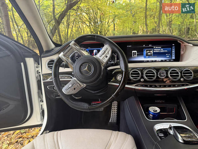 Белый Мерседес С Класс, объемом двигателя 5.46 л и пробегом 59 тыс. км за 91000 $, фото 29 на Automoto.ua