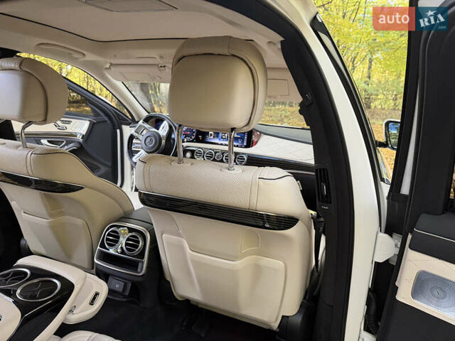 Белый Мерседес С Класс, объемом двигателя 5.46 л и пробегом 59 тыс. км за 91000 $, фото 51 на Automoto.ua