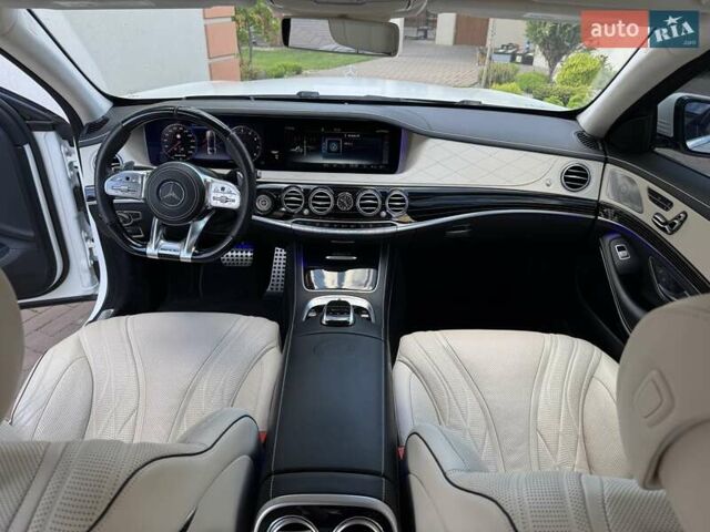 Белый Мерседес С Класс, объемом двигателя 4 л и пробегом 55 тыс. км за 79500 $, фото 29 на Automoto.ua