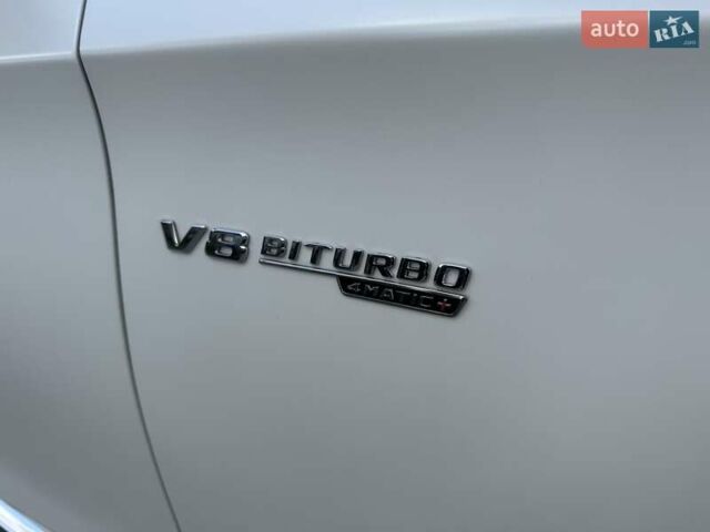 Белый Мерседес С Класс, объемом двигателя 4 л и пробегом 55 тыс. км за 79500 $, фото 9 на Automoto.ua