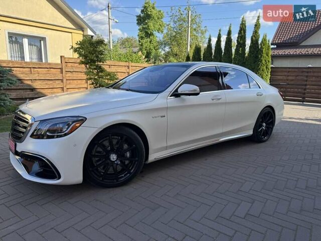 Белый Мерседес С Класс, объемом двигателя 4 л и пробегом 55 тыс. км за 79500 $, фото 1 на Automoto.ua