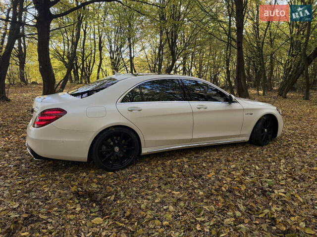 Белый Мерседес С Класс, объемом двигателя 5.46 л и пробегом 59 тыс. км за 91000 $, фото 14 на Automoto.ua