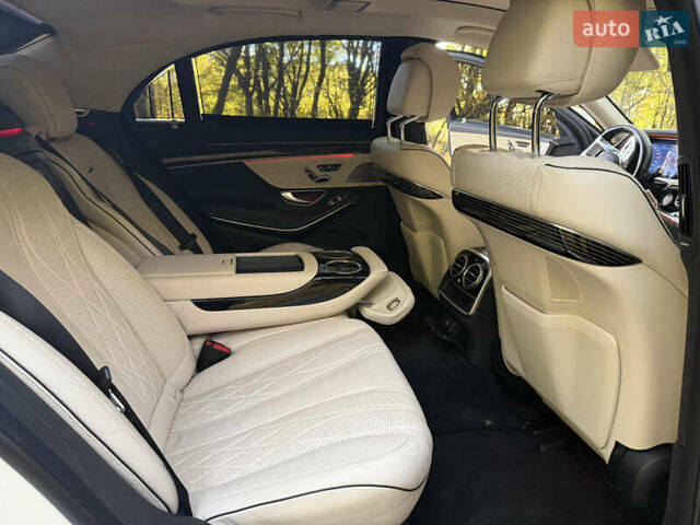 Белый Мерседес С Класс, объемом двигателя 5.46 л и пробегом 59 тыс. км за 91000 $, фото 50 на Automoto.ua