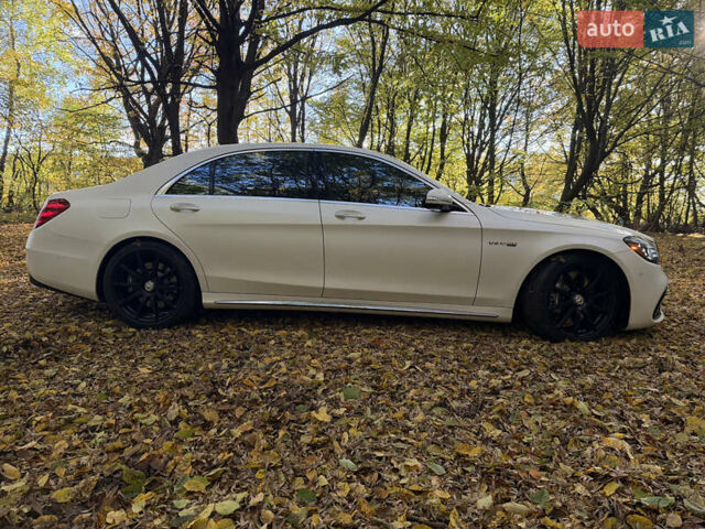 Белый Мерседес С Класс, объемом двигателя 5.46 л и пробегом 59 тыс. км за 91000 $, фото 13 на Automoto.ua