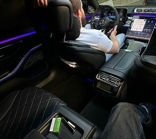 Білий Мерседес С Клас, об'ємом двигуна 3.98 л та пробігом 88 тис. км за 92500 $, фото 18 на Automoto.ua