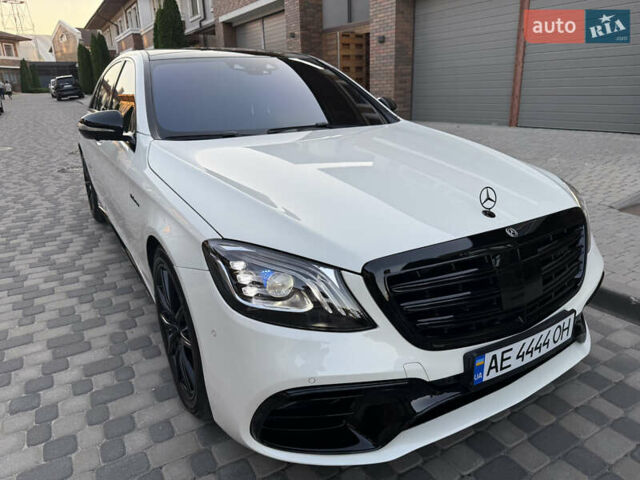 Білий Мерседес С Клас, об'ємом двигуна 3.98 л та пробігом 75 тис. км за 53000 $, фото 1 на Automoto.ua