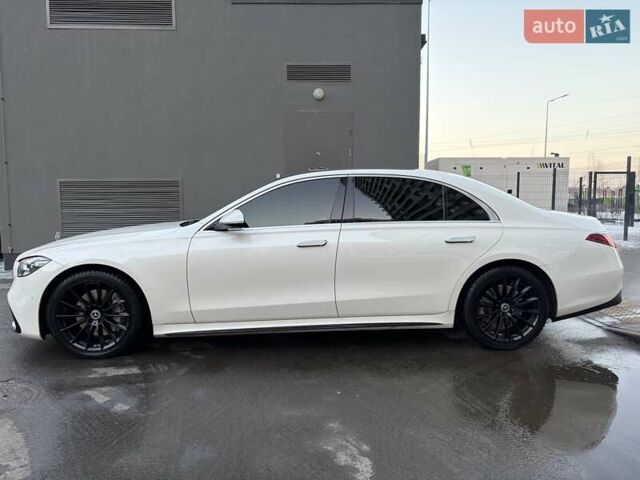 Білий Мерседес С Клас, об'ємом двигуна 3 л та пробігом 76 тис. км за 111000 $, фото 86 на Automoto.ua