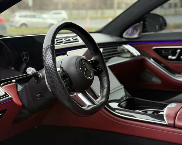 Белый Мерседес С Класс, объемом двигателя 4 л и пробегом 140 тыс. км за 100000 $, фото 20 на Automoto.ua