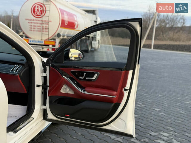 Белый Мерседес С Класс, объемом двигателя 4 л и пробегом 76 тыс. км за 90000 $, фото 18 на Automoto.ua