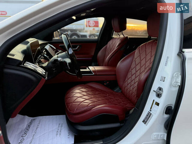 Белый Мерседес С Класс, объемом двигателя 4 л и пробегом 76 тыс. км за 90000 $, фото 12 на Automoto.ua