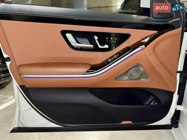 Мерседес С Клас 2021 у Києві на Automoto.ua Білий Мерседес С Клас, об'ємом двигуна 3.98 л та пробігом 29 тис. км за 91000 $, фото 23 на Automoto.ua