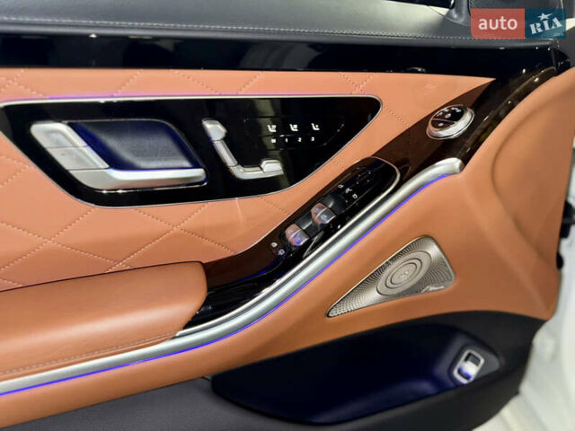 Мерседес С Клас 2021 у Києві на Automoto.ua Білий Мерседес С Клас, об'ємом двигуна 3.98 л та пробігом 29 тис. км за 91000 $, фото 24 на Automoto.ua