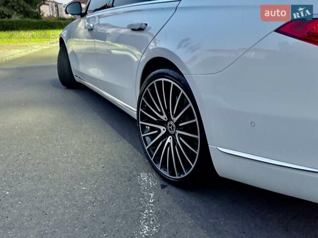 Білий Мерседес С Клас, об'ємом двигуна 3 л та пробігом 36 тис. км за 127000 $, фото 92 на Automoto.ua