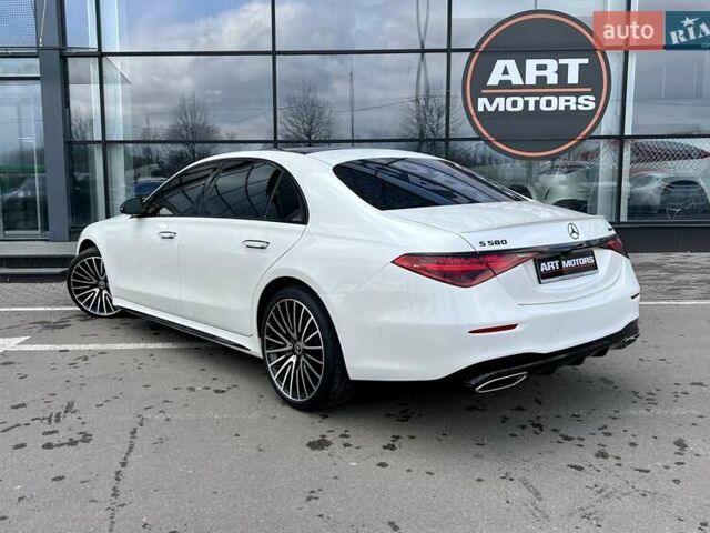 Белый Мерседес С Класс, объемом двигателя 3.98 л и пробегом 42 тыс. км за 102900 $, фото 6 на Automoto.ua