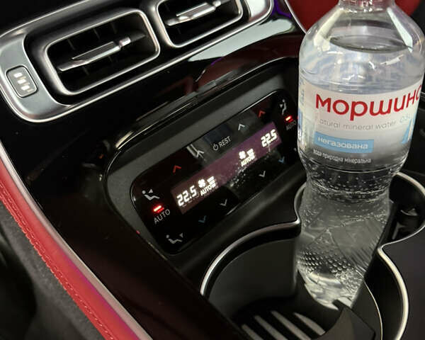 Белый Мерседес С Класс, объемом двигателя 4 л и пробегом 140 тыс. км за 100000 $, фото 40 на Automoto.ua