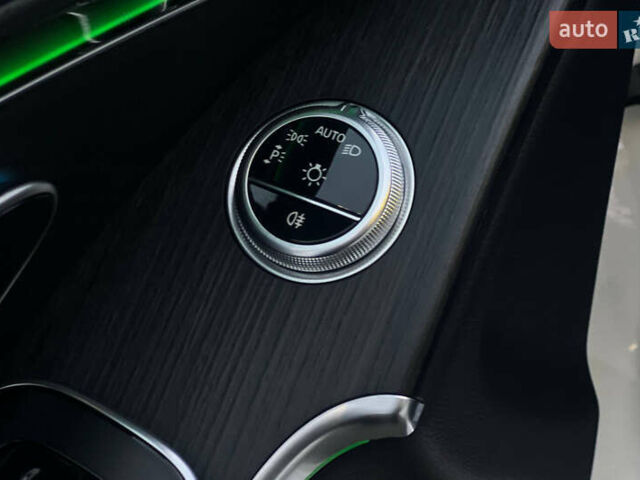 Белый Мерседес С Класс, объемом двигателя 2.93 л и пробегом 145 тыс. км за 97000 $, фото 25 на Automoto.ua