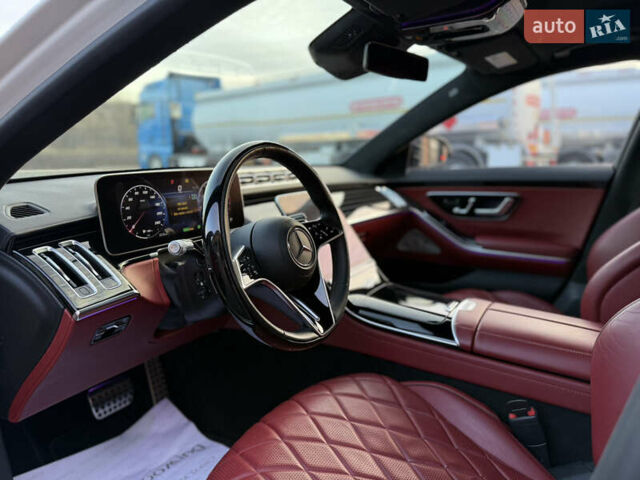 Белый Мерседес С Класс, объемом двигателя 4 л и пробегом 76 тыс. км за 90000 $, фото 14 на Automoto.ua