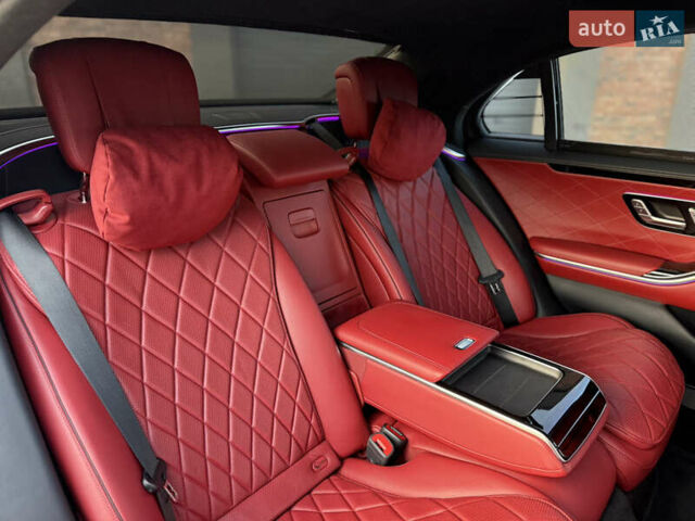 Белый Мерседес С Класс, объемом двигателя 4 л и пробегом 76 тыс. км за 90000 $, фото 19 на Automoto.ua