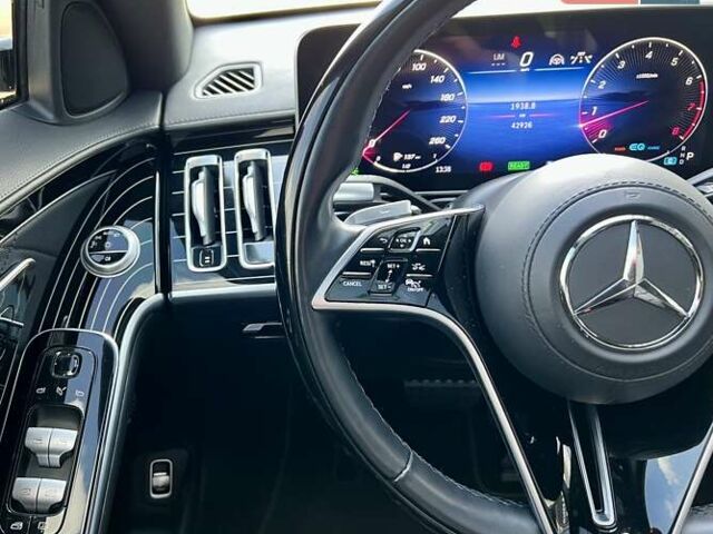 Белый Мерседес С Класс, объемом двигателя 3.98 л и пробегом 42 тыс. км за 102900 $, фото 34 на Automoto.ua