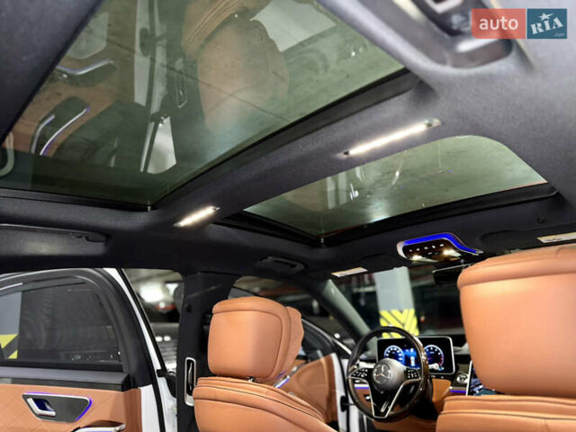Мерседес С Клас 2021 у Києві на Automoto.ua Білий Мерседес С Клас, об'ємом двигуна 3.98 л та пробігом 29 тис. км за 91000 $, фото 34 на Automoto.ua