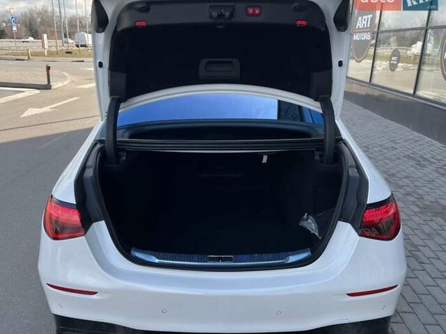 Белый Мерседес С Класс, объемом двигателя 3.98 л и пробегом 42 тыс. км за 102900 $, фото 14 на Automoto.ua