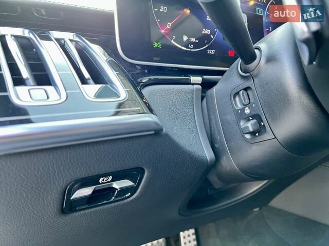 Белый Мерседес С Класс, объемом двигателя 3.98 л и пробегом 42 тыс. км за 102900 $, фото 25 на Automoto.ua