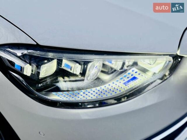 Білий Мерседес С Клас, об'ємом двигуна 3 л та пробігом 36 тис. км за 127000 $, фото 116 на Automoto.ua