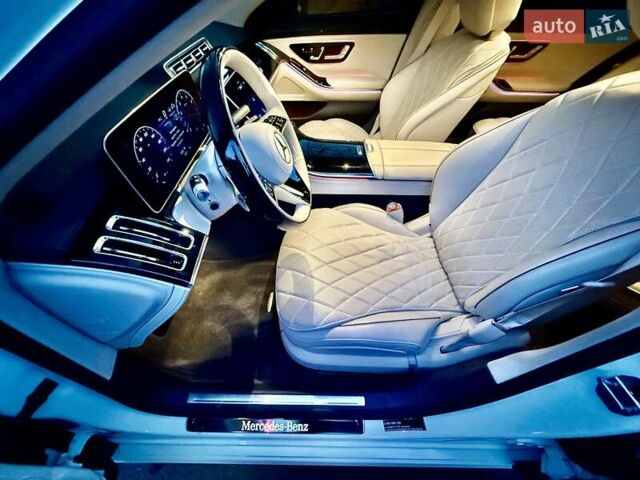 Білий Мерседес С Клас, об'ємом двигуна 3 л та пробігом 36 тис. км за 127000 $, фото 60 на Automoto.ua